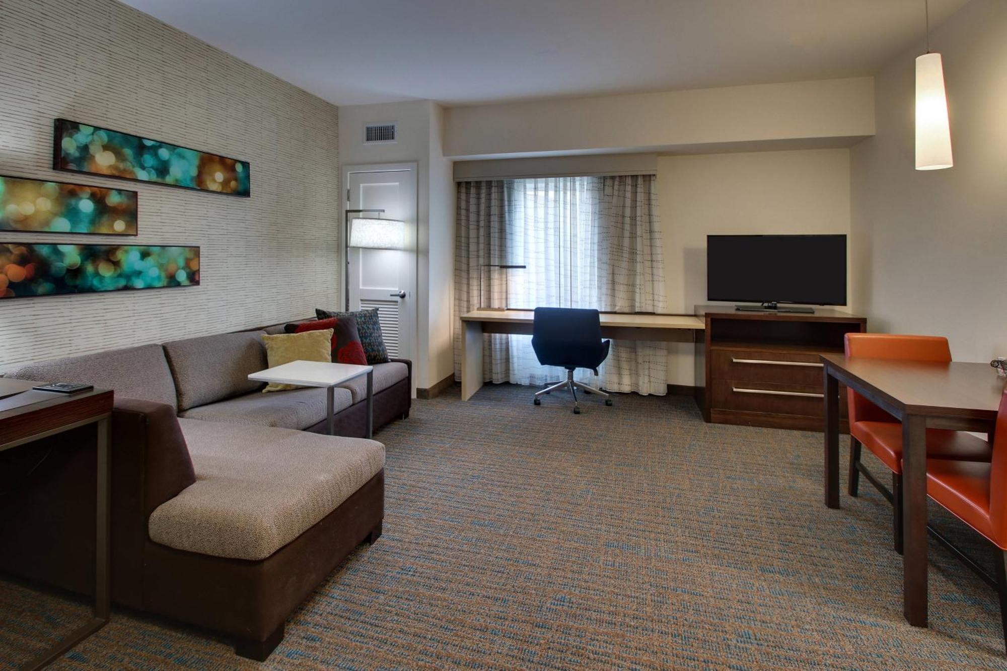 Residence Inn By Marriott Philadelphia Valley Forge/Collegeville מראה חיצוני תמונה
