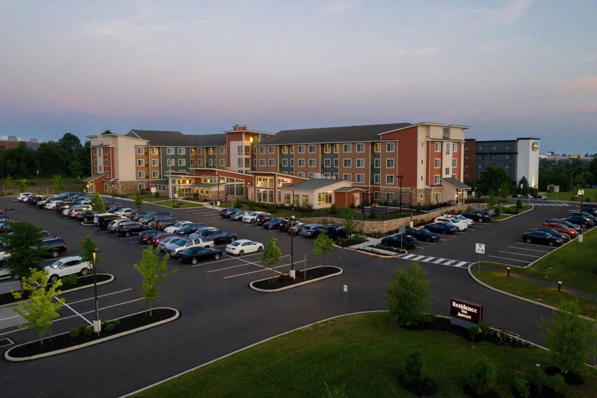 Residence Inn By Marriott Philadelphia Valley Forge/Collegeville מראה חיצוני תמונה